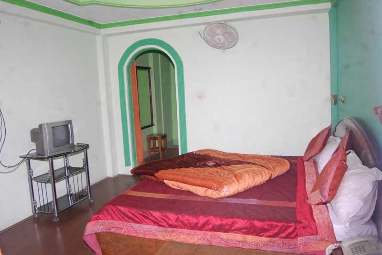 Goroomgo Hotel Shivay Near Kausani Chouraha - Mountain View - Excellent Customer Service Exterior foto